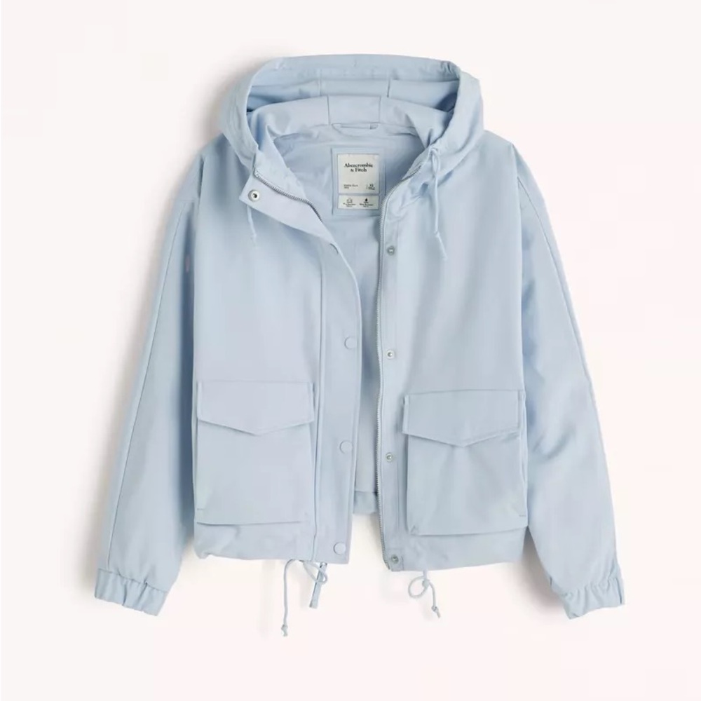 Abercrombie Cropped Traveler Jacket light blue